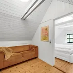 Prázdninový dům Matilda - 1-6km From The Sea By Interhome *