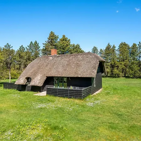 Prázdninový dům Matilda - 1-6km From The Sea By Interhome